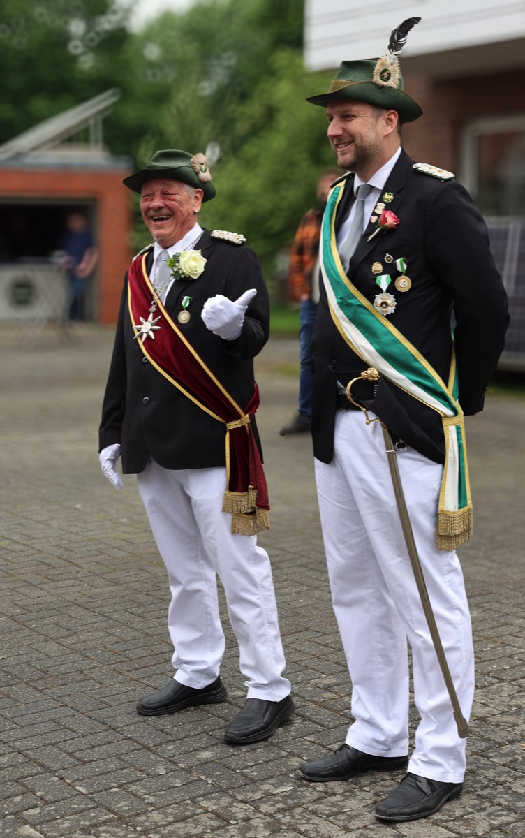 Ausmarsch des Königspaares11